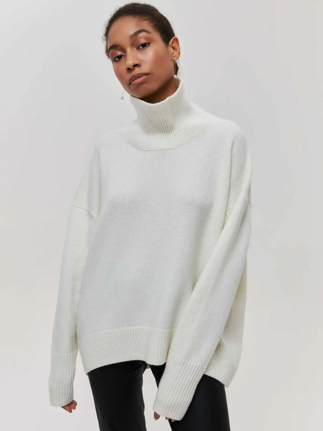 ALYSSA™ | Elegant Turtleneck Sweater