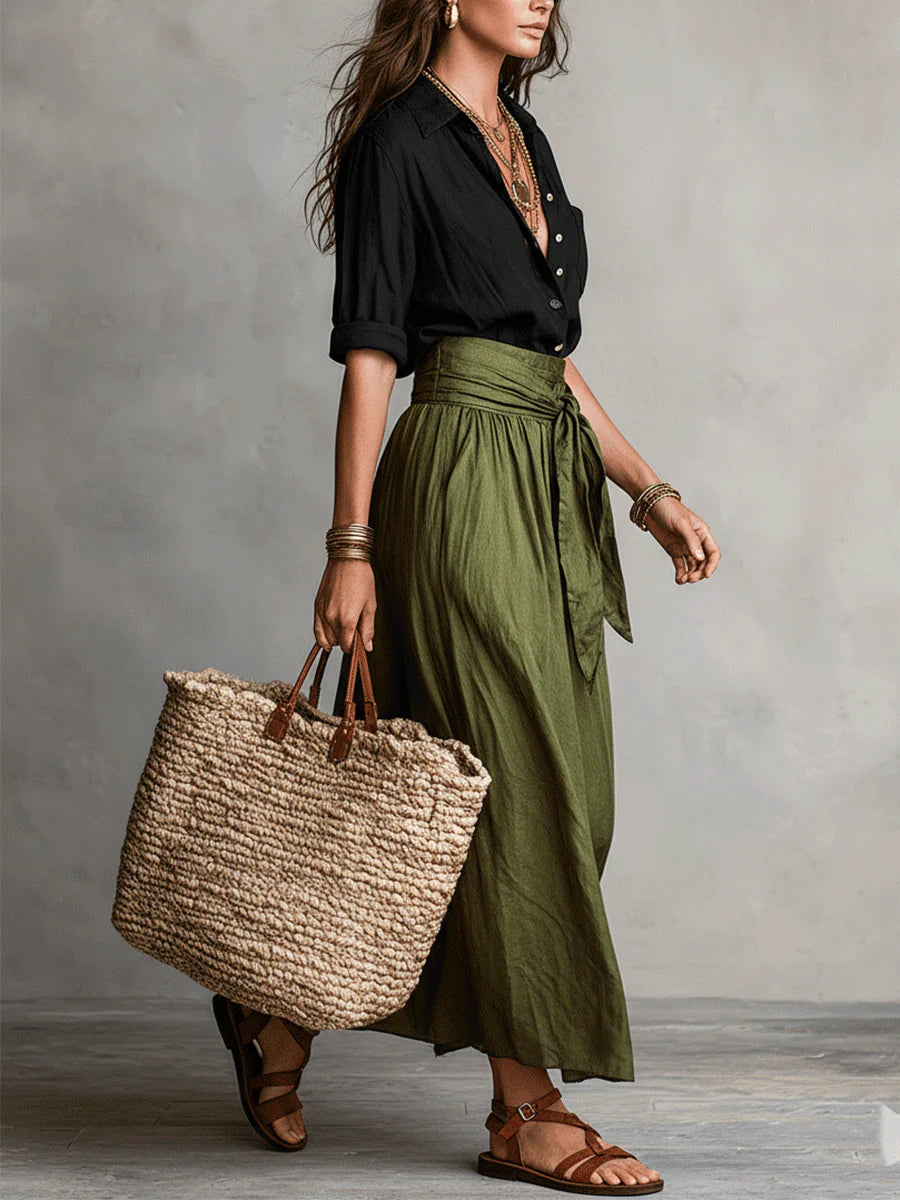 Alicia | Two-Piece Set Black T-Shirt High-Waisted Midi Skirt Elegant