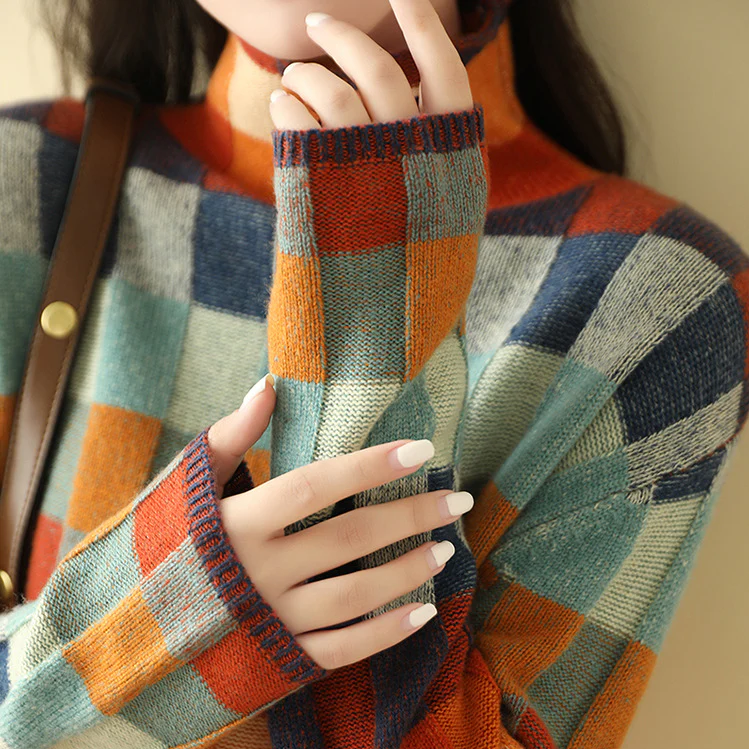MIA™ | Retro-Inspired Plaid Sweater
